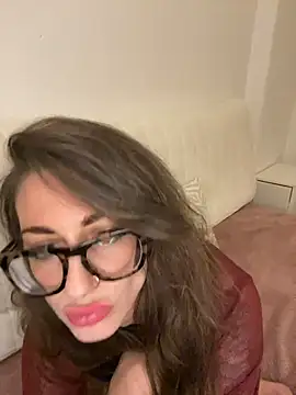 Snapshot of Thunder-Cunt chatting on 12-14-25, 08:13 Thunder-Cunt online show from 12-14-25, 08:13