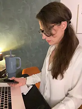 Thunder-Cunt online show from 02-06-26, 03:26