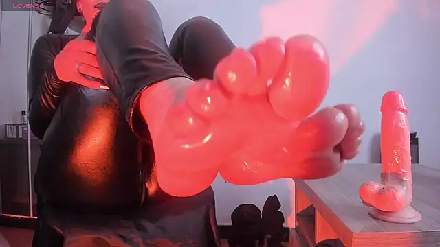 Molenna queenn online show from 12-12-24, 06:03