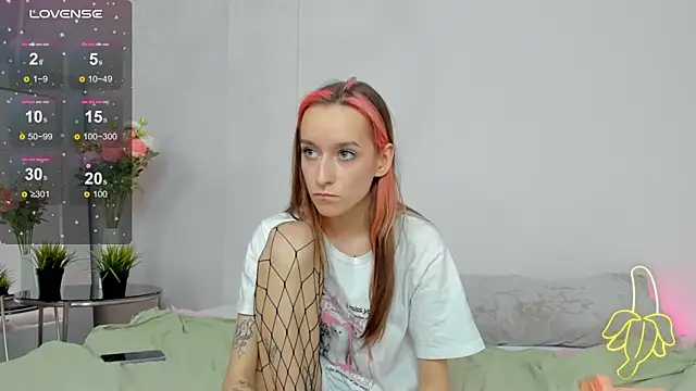 Doris Scott online show from 02-08-25, 02:27