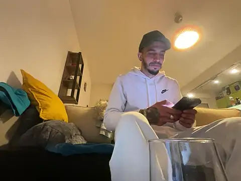 Rebeu313 online show from 01-16-25, 08:14