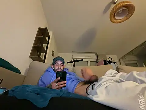 Rebeu313 online show from 02-22-25, 12:49