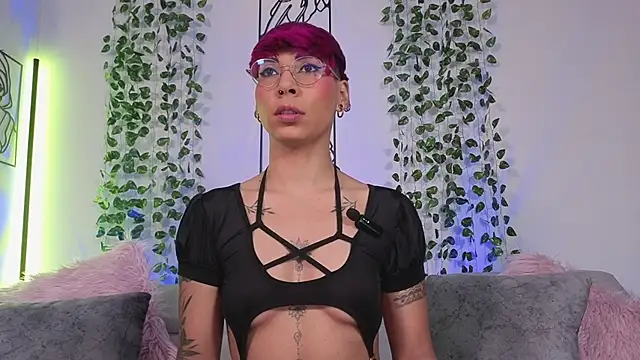 MiaMorgan  online show from 04-07-26, 02:06