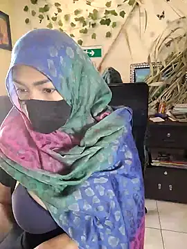 Snapshot of NAJWA-ARAB chatting on 12-04-24, 02:37 NAJWA-ARAB online show from 12-04-24, 02:37