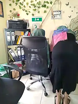 Snapshot of NAJWA-ARAB chatting on 12-19-24, 02:35 NAJWA-ARAB online show from 12-19-24, 02:35