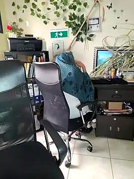 Snapshot of NAJWA-ARAB chatting on 02-27-25, 02:10 NAJWA-ARAB online show from 02-27-25, 02:10