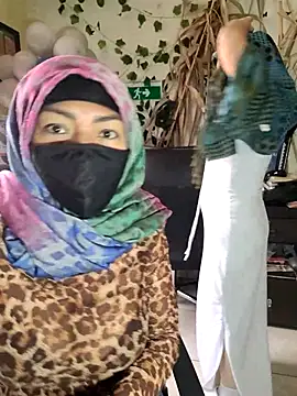 Snapshot of NAJWA-ARAB chatting on 09-17-25, 02:08 NAJWA-ARAB online show from 09-17-25, 02:08