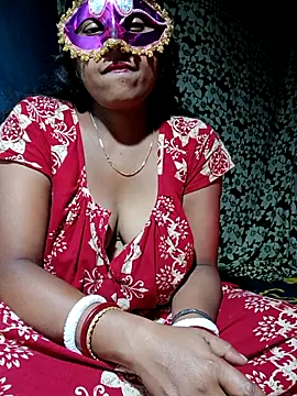 Snapshot of AparnaBoudi chatting on 11-12-25, 06:08 AparnaBoudi online show from 11-12-25, 06:08