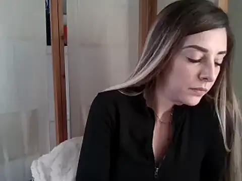 MissBella131 online show from 01-14-25, 02:22