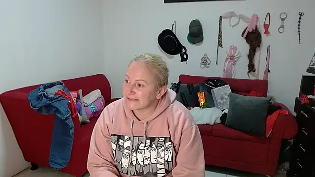 emperabigbootybigass online show from 03-11-26, 12:22