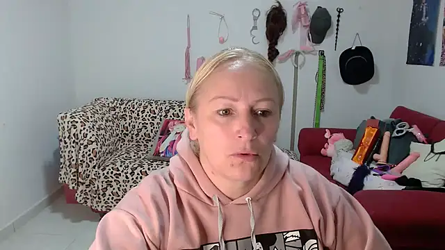 emperabigbootybigass online show from 04-16-26, 12:28