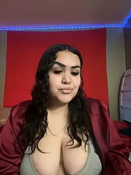 Snapshot of iTrapXXXBACKUP chatting on 01-08-25, 11:30 iTrapXXXBACKUP online show from 01-08-25, 11:30