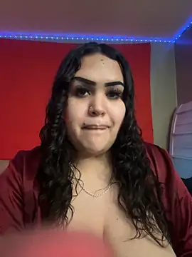 Snapshot of iTrapXXXBACKUP chatting on 01-12-25, 12:49 iTrapXXXBACKUP online show from 01-12-25, 12:49