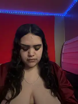 Snapshot of iTrapXXXBACKUP chatting on 01-26-25, 11:39 iTrapXXXBACKUP online show from 01-26-25, 11:39