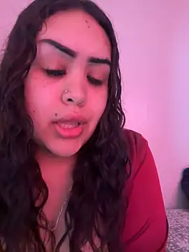 Snapshot of iTrapXXXBACKUP chatting on 02-11-25, 06:33 iTrapXXXBACKUP online show from 02-11-25, 06:33