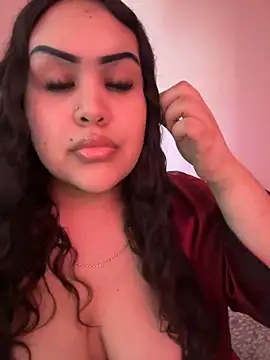 Snapshot of iTrapXXXBACKUP chatting on 03-02-25, 07:45 iTrapXXXBACKUP online show from 03-02-25, 07:45