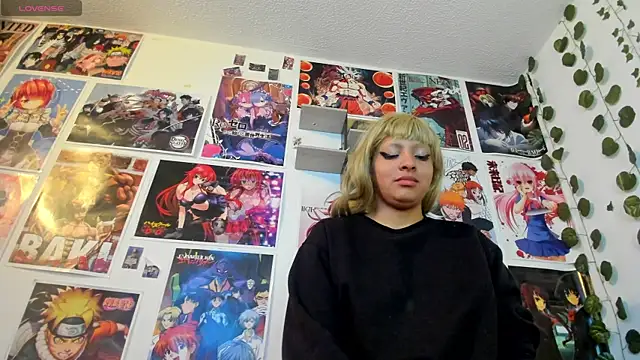 Snapshot of miku_katsuragi chatting on 12-11-24, 02:52 miku katsuragi online show from 12-11-24, 02:52