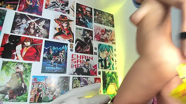Snapshot of miku_katsuragi chatting on 01-15-25, 06:01 miku katsuragi online show from 01-15-25, 06:01