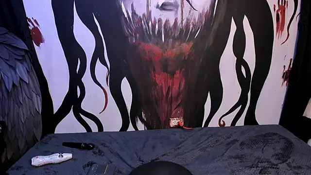 Kylie-fox online show from 12-20-25, 12:07