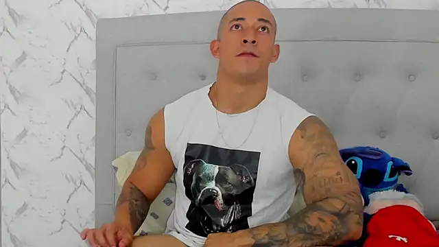 luigiferrara online show from 10-18-25, 06:52