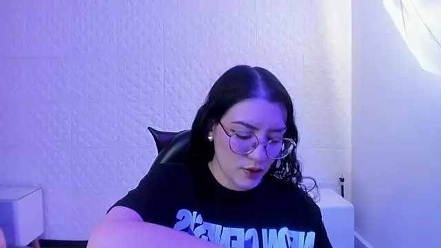 Violetaa diazz online show from 07-01-26, 08:41