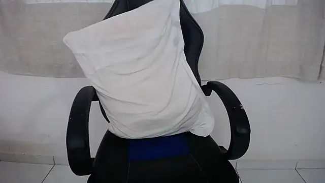 Snapshot of Apollo_21 chatting on 09-11-25, 01:17 Apollo 21 online show from 09-11-25, 01:17