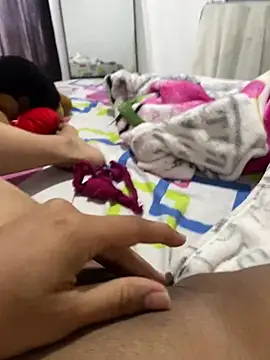 ANYLU19 online show from 12-31-24, 03:42