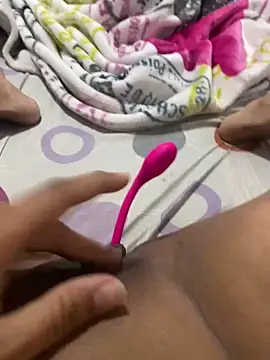 ANYLU19 online show from 01-19-25, 03:39