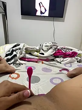 ANYLU19 online show from 02-20-25, 03:12