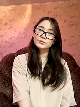 Milka23 online show from 10-19-25, 03:34