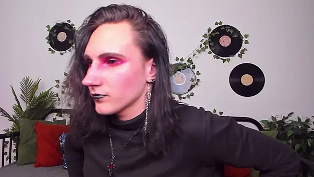 Snapshot of FillDammon chatting on 01-19-25, 04:14 FillDammon online show from 01-19-25, 04:14