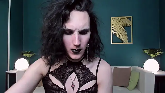 Snapshot of FillDammon chatting on 01-28-25, 10:12 FillDammon online show from 01-28-25, 10:12