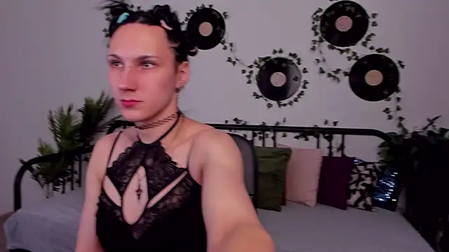 Snapshot of FillDammon chatting on 02-02-25, 08:57 FillDammon online show from 02-02-25, 08:57