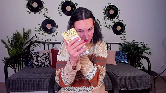 Snapshot of FillDammon chatting on 02-08-25, 01:11 FillDammon online show from 02-08-25, 01:11