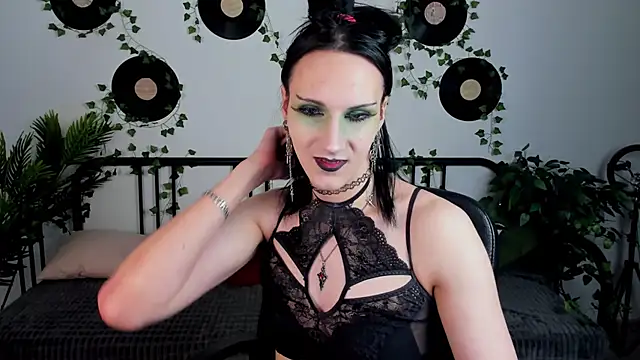 Snapshot of FillDammon chatting on 03-19-25, 01:18 FillDammon online show from 03-19-25, 01:18