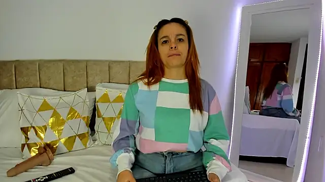 cristalwalker   online show from 11-07-25, 11:21