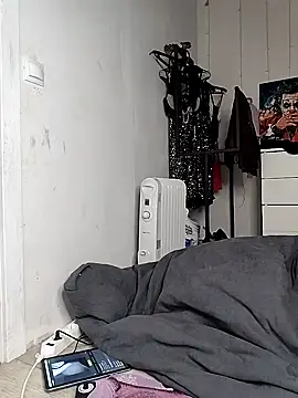 Lola Hale online show from 02-09-25, 09:06