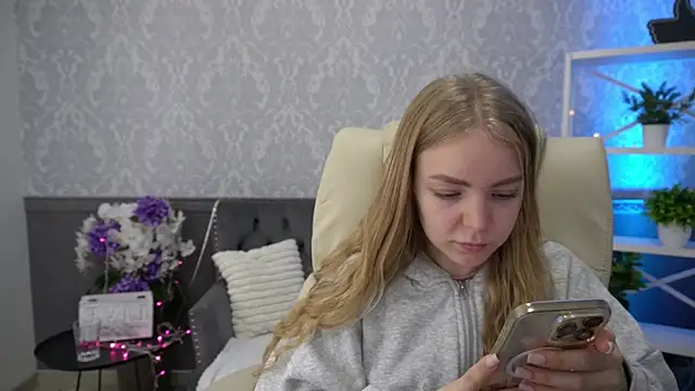 EmilySunshineS online show from 11-24-25, 07:19