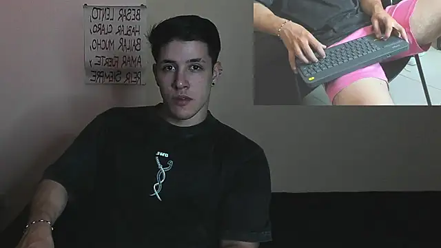 Snapshot of Adan_rivas_ chatting on 06-13-26, 08:29 Adan rivas online show from 06-13-26, 08:29