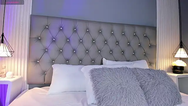 VioletthaRous online show from 03-24-26, 10:37