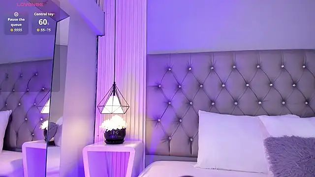 VioletthaRous online show from 06-26-26, 11:09