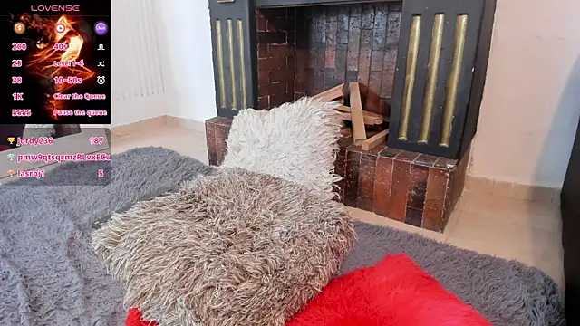 Snapshot of victoriajk chatting on 02-27-25, 03:59 victoriajk online show from 02-27-25, 03:59