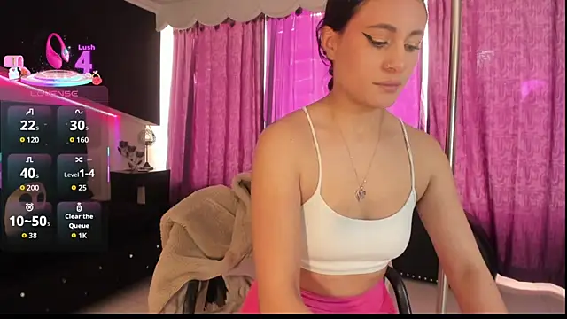 Coral Gibson online show from 12-18-25, 01:06