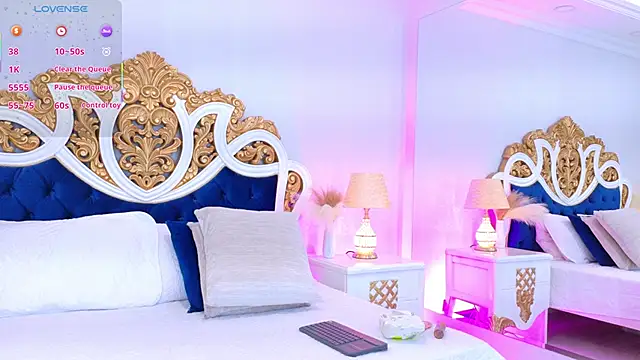 Snapshot of AshleyFerri chatting on 11-26-25, 11:22 AshleyFerri online show from 11-26-25, 11:22