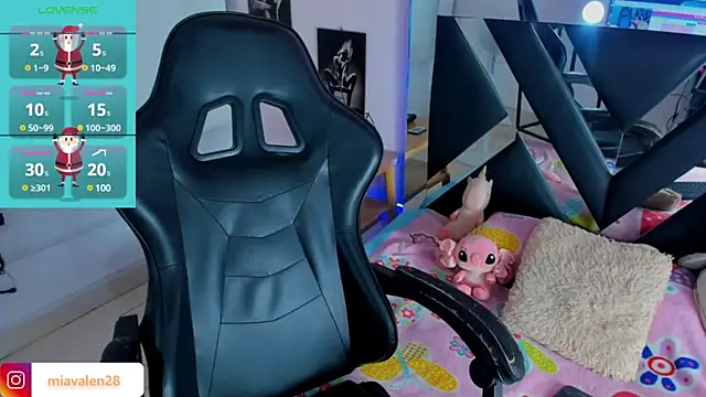 miavalentinaaa online show from 01-16-25, 11:59