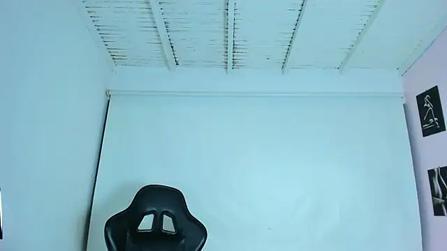 miavalentinaaa online show from 03-22-25, 04:35