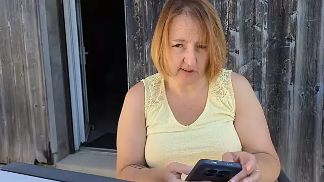 Snapshot of Sandcoq chatting on 06-15-26, 08:38 Sandcoq online show from 06-15-26, 08:38