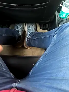 Snapshot of rana9639_1 chatting on 03-06-25, 12:30 rana9639 1 online show from 03-06-25, 12:30