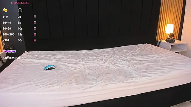 sweetsofia18 online show from 03-02-25, 10:27