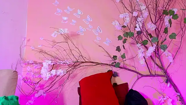 Charlotte Love10 online show from 07-12-26, 06:32